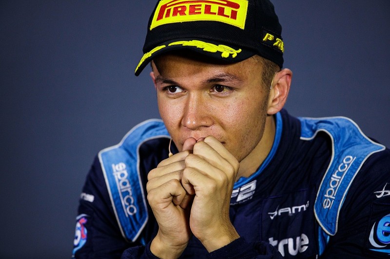 F1 2019: Albon's deal to partner Kvyat at Toro Rosso announced