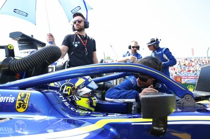Lando Norris thanks Carlin ahead of 2019 F1 graduation with McLaren