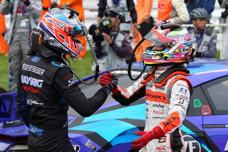 Super GT Sugo: Jenson Button takes first victory in Super GT