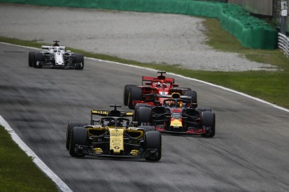 Idea of Renault beating F1's top three teams in 2019 is 'ludicrous'