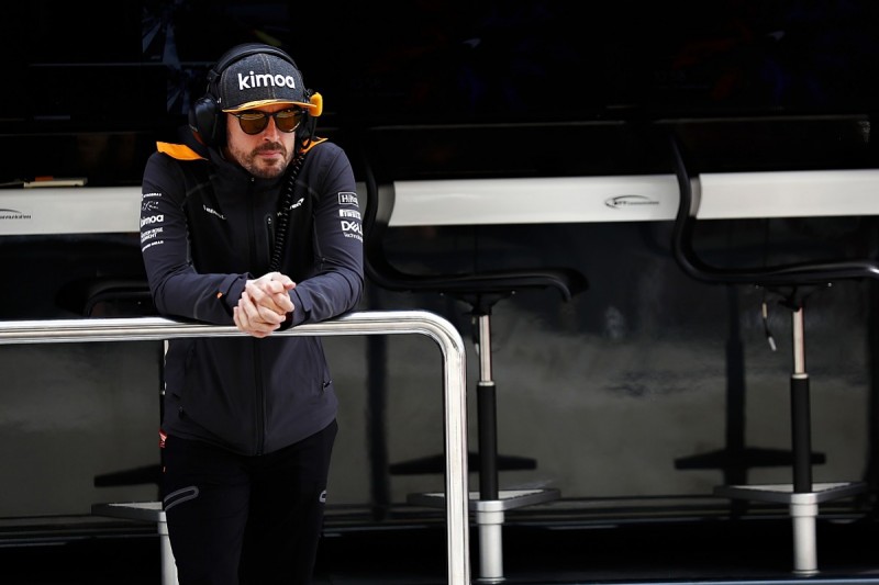 Alonso joins pack of drivers hit by engine penalties for Russian GP