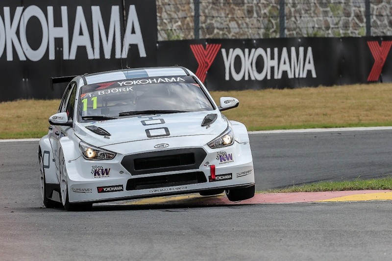 WTCR Ningbo: Thed Bjork helps 2018 title hopes with victory
