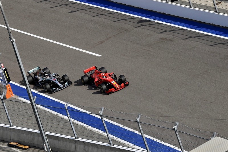 Lewis Hamilton: I avoided crash with Sebastian Vettel in Russian GP