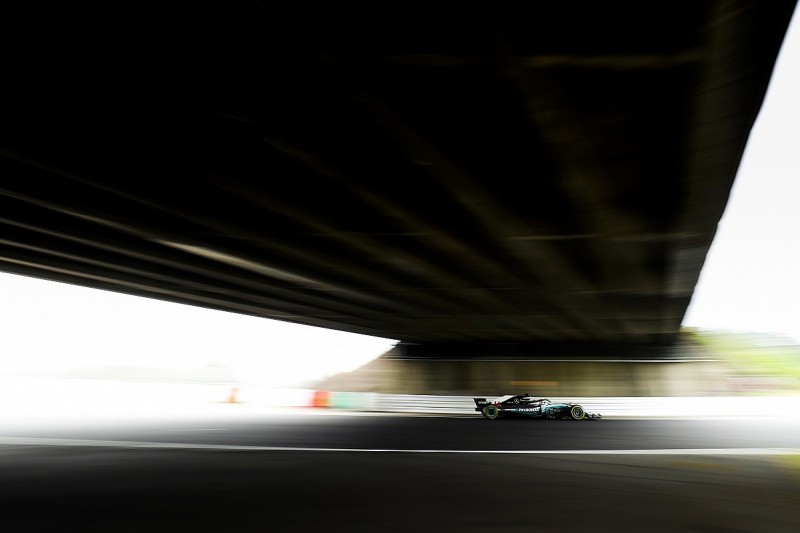 Japanese GP: Lewis Hamilton leads Mercedes one-two in practice one