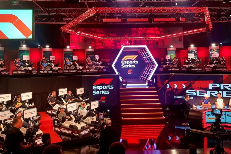 Mercedes' Leigh and Bereznay dominate F1 Esports Pro Series opener
