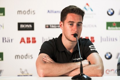 Vandoorne says Mercedes boss Wolff called him about HWA FE interest