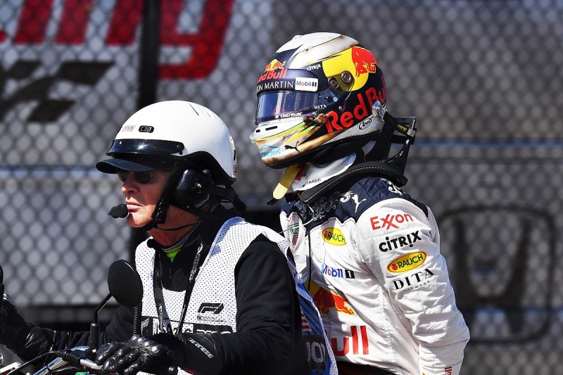 Horner: Ricciardo put fist through the wall after US GP retirement