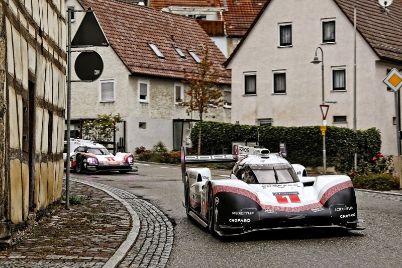 Webber drives 919 Evo in public as car is given to Porsche museum