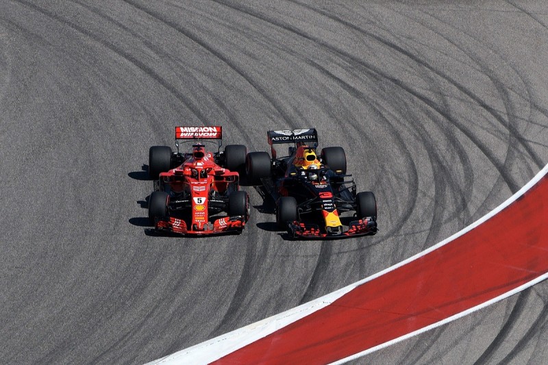 Daniel Ricciardo defends Sebastian Vettel after Austin F1 clash