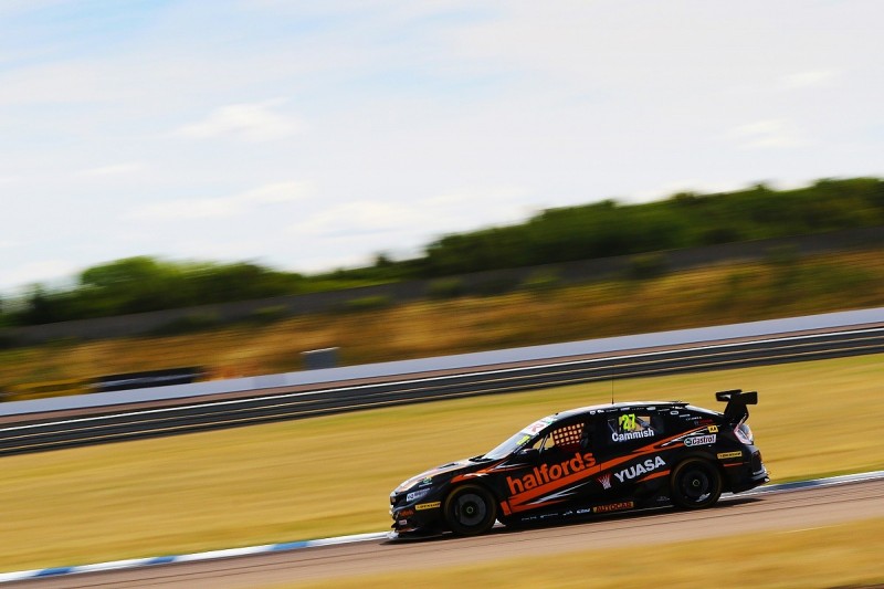 BTCC Rockingham: Cammish fastest across two practice sessions