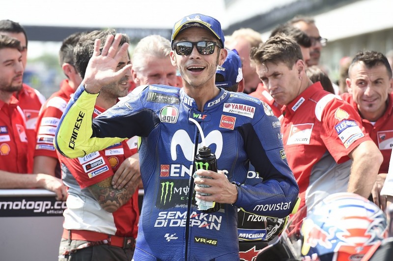 Rossi: 'Character' helping me deal with Yamaha woe better than Vinales