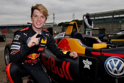 Silverstone European F3: Dan Ticktum snatches win and points lead