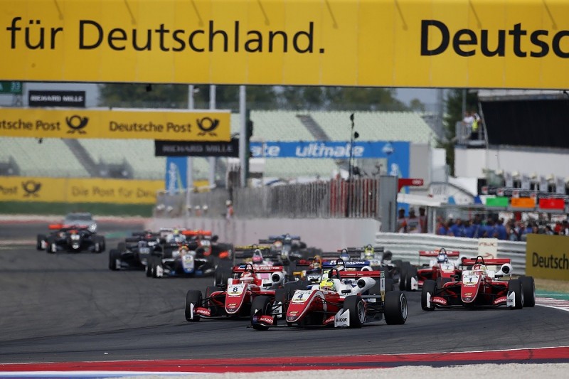 Misano European F3: Schumacher dominates opening race