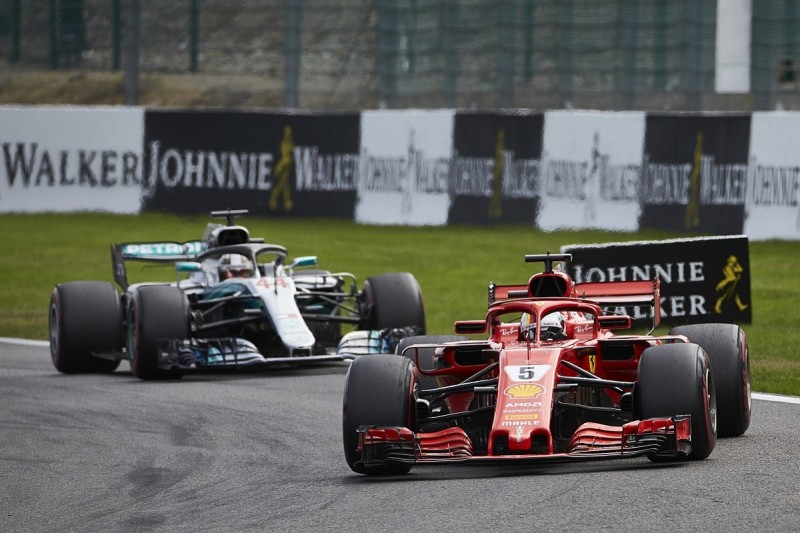 Lewis Hamilton: Mercedes can't keep 'bluffing' against Ferrari