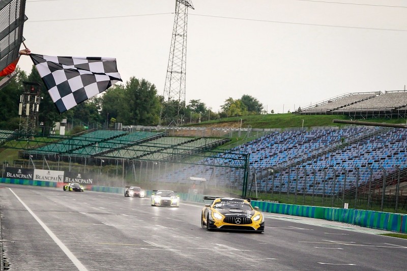 Blancpain GT Hungaroring: Mercedes dominates rain-affected finale