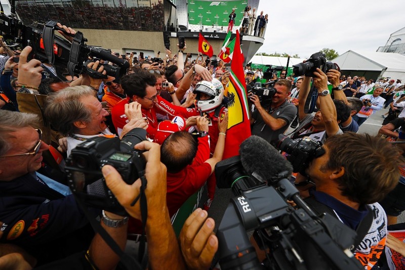 Canadian Grand Prix: Vettel takes F1 championship lead with win