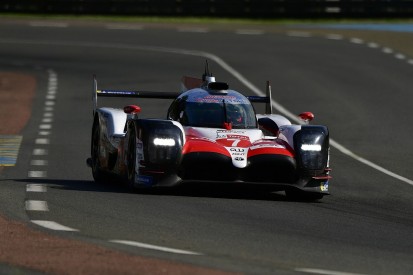 Le Mans warm-up: Kobayashi pips Buemi in Toyota LMP1 battle