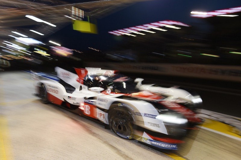 24 Hours of Le Mans H14: Nakajima continues Alonso, Toyota charge