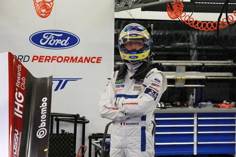 Ford's Bourdais fuming over Le Mans GTE Pro battle with Porsche's Makowiecki