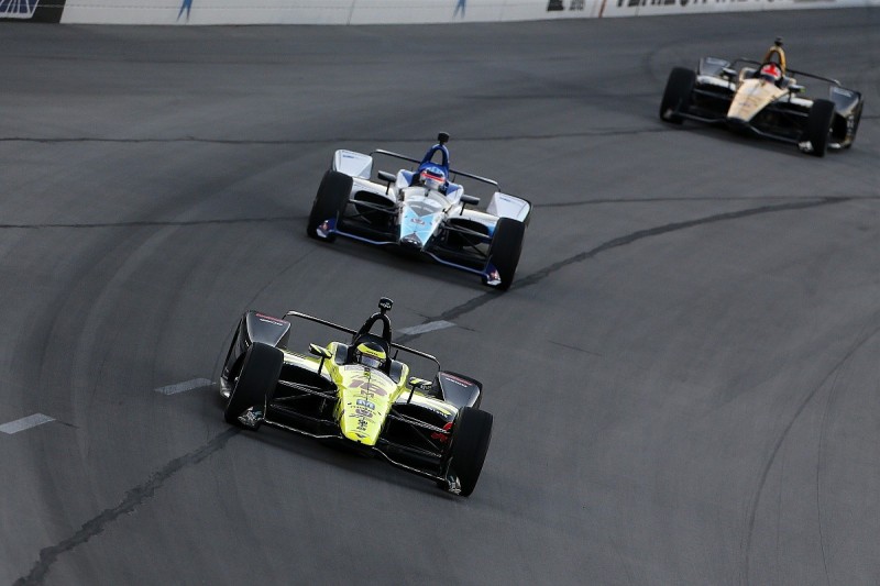 Bourdais: IndyCar aerokit not to blame for 'difficult' oval racing