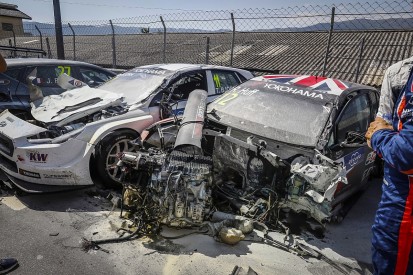 Huge crash halts first Vila Real WTCR race on first lap