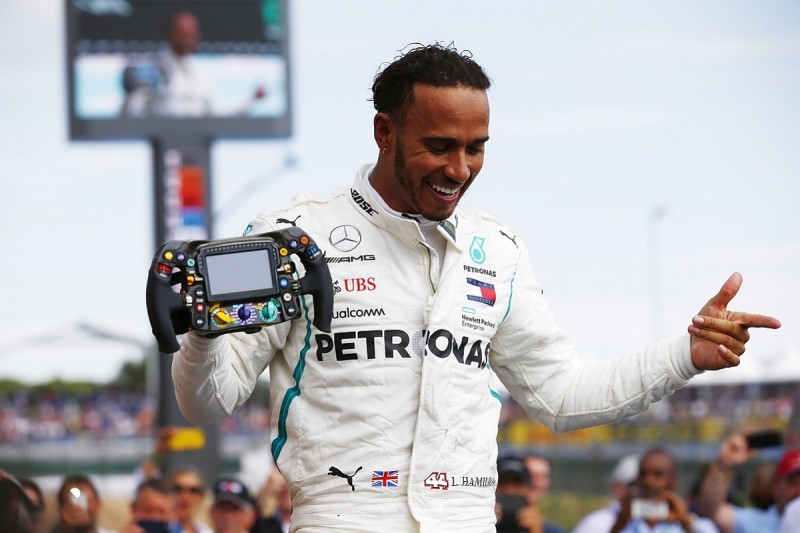 French Grand Prix: Hamilton wins, Vettel collides with Bottas