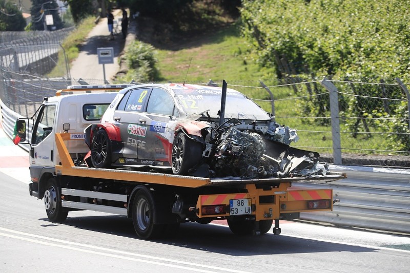 Sebastien Loeb Racing WTCR VWs 'destroyed' in Vila Real crash