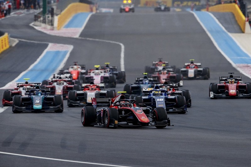 Rolling safety car starts for Red Bull Ring, Silverstone F2 races