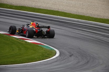 Red Bull's Ricciardo and Verstappen row over qualifying tow tactics