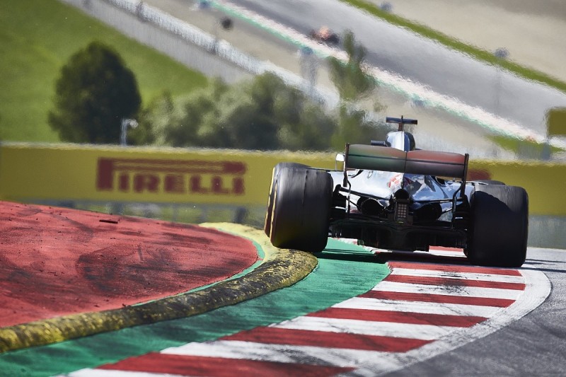 Mercedes F1 team defends strategist Vowles after Austria VSC error