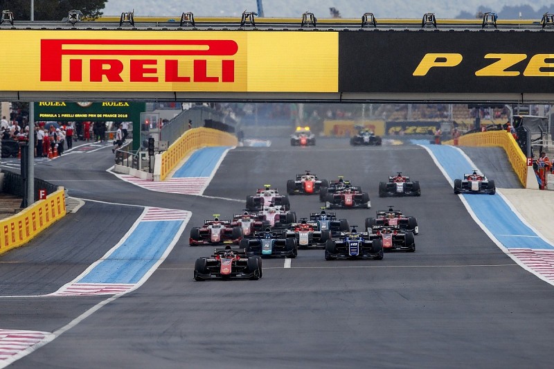 F1 race director Whiting: Formula 2 was 'lucky' during stalls