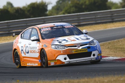 Jake Hill working on AmD MG BTCC deal after Team Hard split