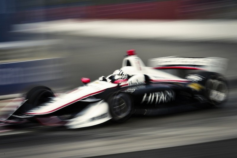 Josef Newgarden beats IndyCar title rival Dixon to Toronto pole
