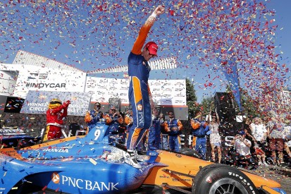 IndyCar leader Scott Dixon wins in Toronto, rivals hit trouble