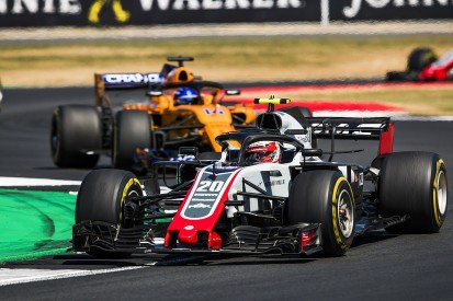 Magnussen likens Alonso's team radio rants to Neymar football antics