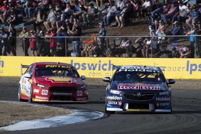 Title contenders split Queensland Supercars wins
