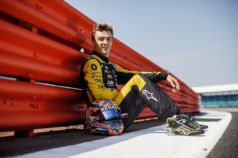 Artem Markelov set for first official Renault F1 test run in Hungary