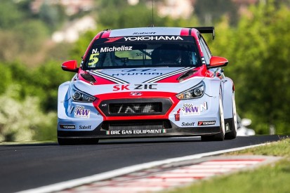 WTCR Hungaroring: Norbert Michelisz sets the pace during practice