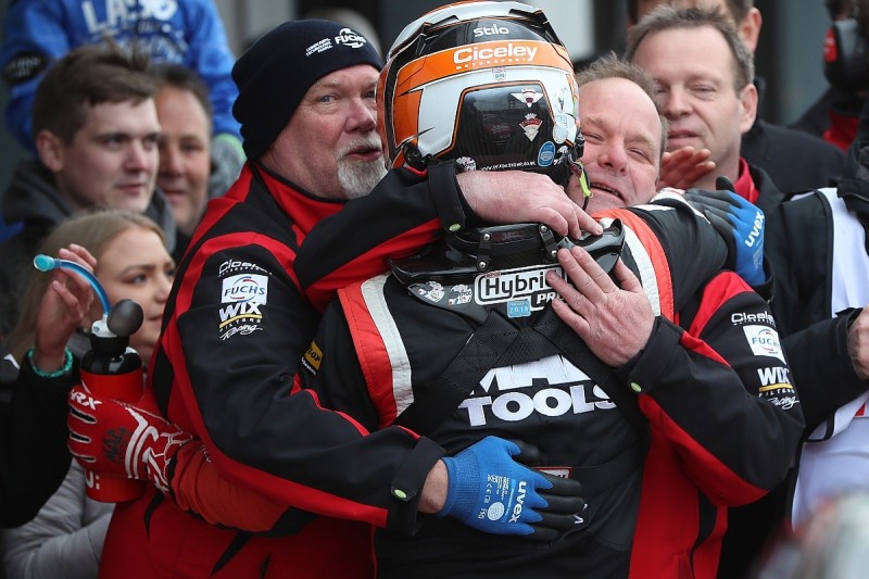 Donington Park BTCC: Adam Morgan wins finale for Ciceley Mercedes