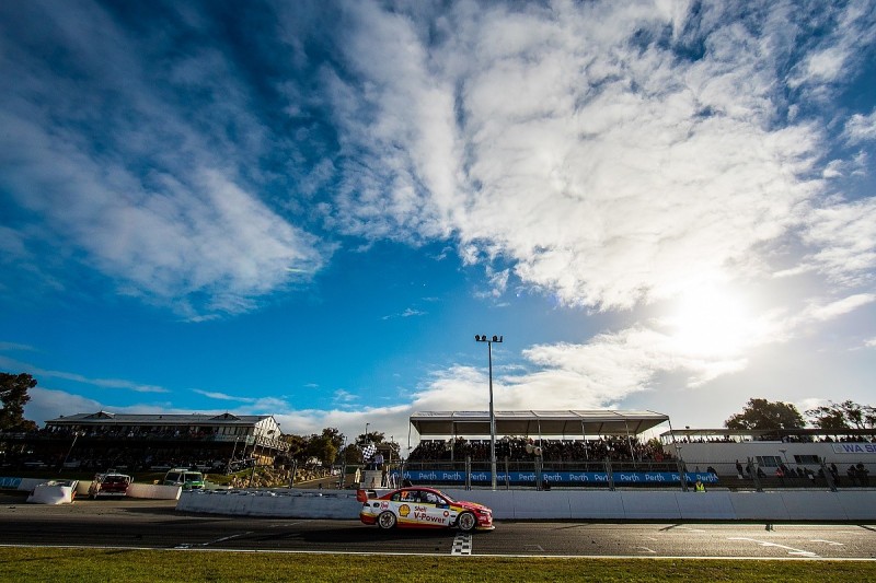Supercars Barbagallo: McLaughlin says charge 'best I've ever raced'