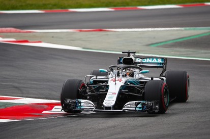 Lewis Hamilton takes F1 pole position for Spanish Grand Prix
