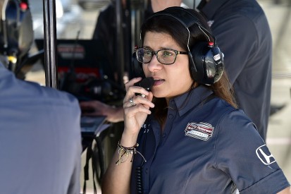 Schmidt Peterson IndyCar team loses star engineer Leena Gade