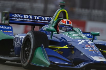 IndyCar Detroit: Points leader Rossi dominates wet qualifying