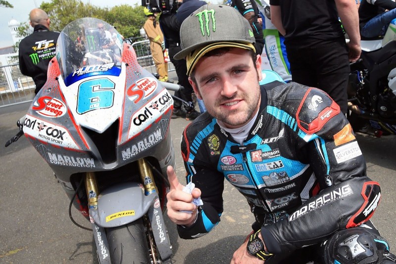 Dunlop gets 17th IoM TT victory, Hickman grabs Superstock win