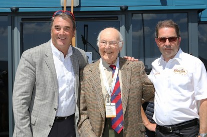 1992 F1 champion Mansell and Walker mark 50th Thruxton anniversary