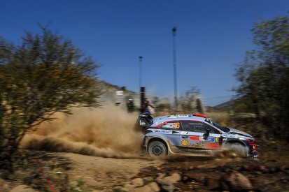 Rally Mexico: Dani Sordo leads, Sebastien Loeb third