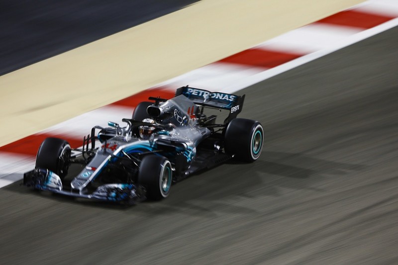 Hamilton criticises Verstappen for "silly" Bahrain Grand Prix move