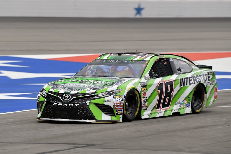 NASCAR Texas: Joe Gibbs Racing's Kyle Busch edges out Kevin Harvick