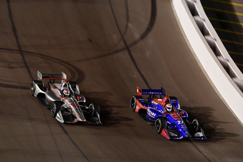 Power suggests second lane practice to improve IndyCar Phoenix races