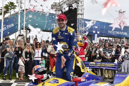 IndyCar Long Beach: Rossi dominates race, beats Power in late showdown